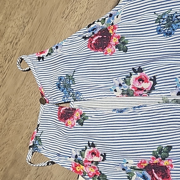 Bebop NWT Floral Romper Size Large - Picture 5 of 10